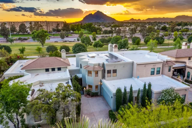 MLS: 6100901 Condo For Sale