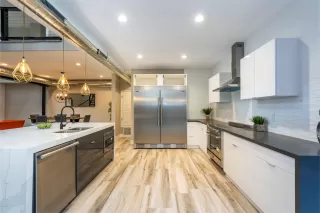Photo #6: 6100901 Listing