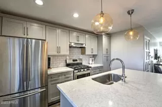 Photo #2: 6100939 Listing