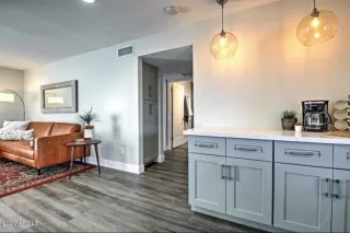 Photo #6: 6100939 Listing