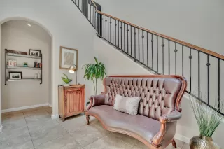 Photo #4: 6101278 Listing