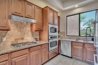 Photo #6: 6101278 Listing