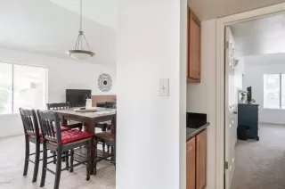 Photo #3: 6101371 Listing