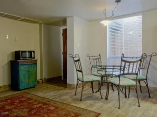 Photo #5: 6101380 Listing