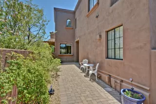 Photo #1: 6101458 Listing 