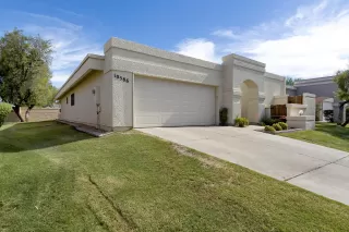 Photo #2: 6101469 Listing
