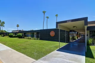 Photo #1: 6101497 Listing 