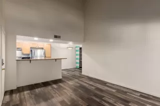 Photo #2: 6101566 Listing 