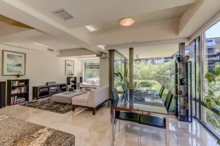 Photo #4: 6101605 Listing