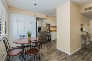 Photo #2: 6101647 Listing