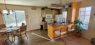 Photo #4: 6101910 Listing