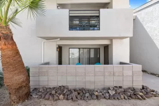 Photo #6: 6101973 Listing