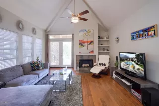 Photo #3: 6102034 Listing