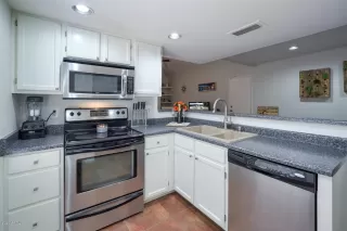 Photo #6: 6102034 Listing