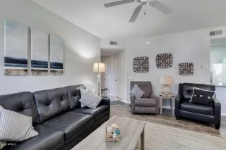 Photo #6: 6102076 Listing 