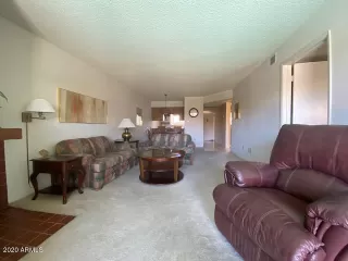 Photo #5: 6102114 Listing