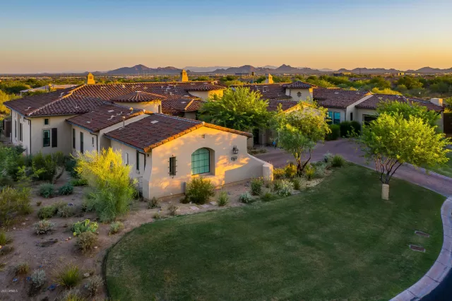 MLS: 6102147 Condo For Sale