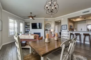 Photo #2: 6102185 Listing