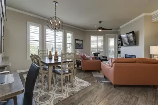 Photo #5: 6102185 Listing