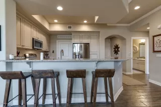 Photo #6: 6102185 Listing