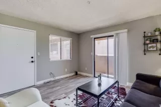 Photo #6: 6102282 Listing