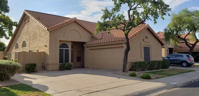 MLS: 6102395 Condo For Sale