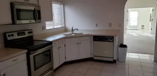 Photo #4: 6102395 Listing