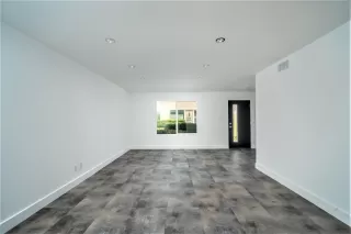 Photo #4: 6102448 Listing