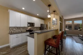 Photo #2: 6102453 Listing 