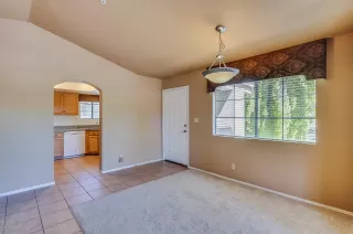 Photo #2: 6102587 Listing