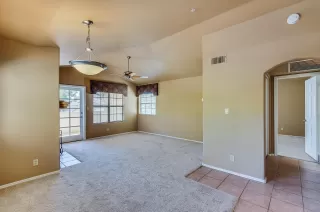 Photo #3: 6102587 Listing