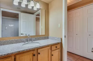 Photo #6: 6102587 Listing