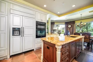 Photo #5: 6102655 Listing