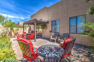 Photo #5: 6102837 Listing