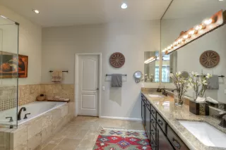 Photo #5: 6102997 Listing 