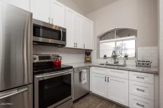 Photo #4: 6103253 Listing