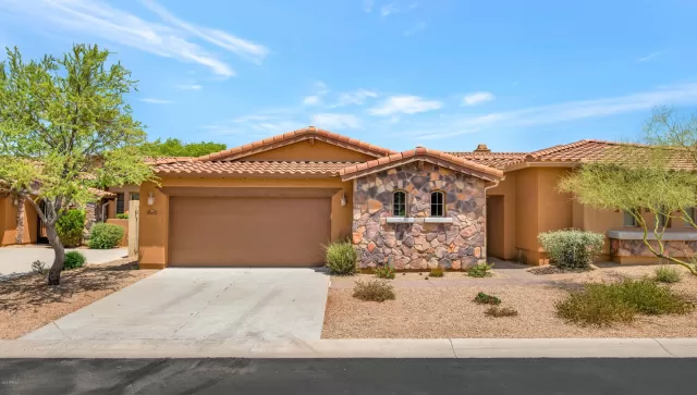 MLS: 6103375 Condo For Sale