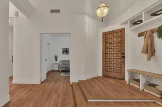 Photo #1: 6103425 Listing