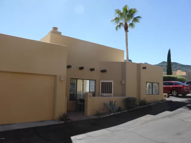 MLS: 6103477 Condo For Sale