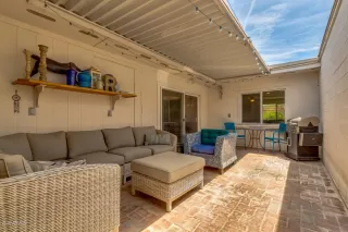 Photo #5: 6103650 Listing