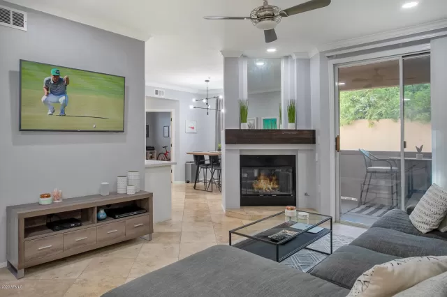 MLS: 6103686 Condo For Sale