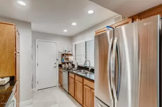 Photo #2: 6103700 Listing