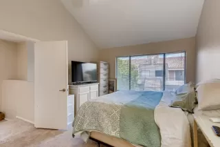 Photo #3: 6103700 Listing