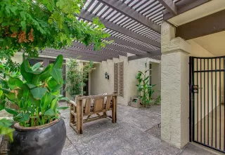Photo #3: 6103989 Listing