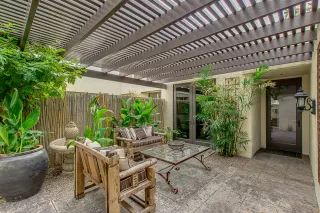 Photo #5: 6103989 Listing