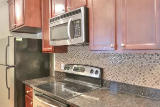 Photo #6: 6104034 Listing