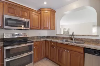 Photo #1: 6104045 Listing 