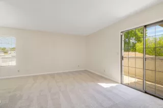 Photo #6: 6104045 Listing 