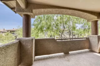 Photo #6: 6104103 Listing