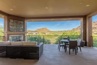 Photo #2: 6104188 Listing 